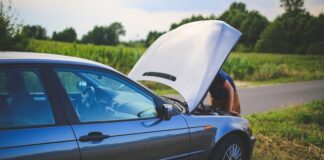 Kto naprawia paski od torebki? Kto naprawia paski od torebki?