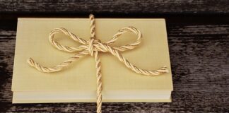 Ile sznurka na pasek do torebki?