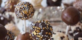 Jak zrobić szybkie lizaki? Jak zrobić szybkie lizaki?