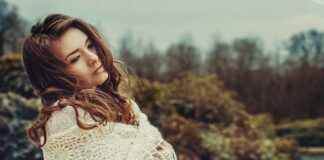 Jak ładnie upiąć włosy do ramion? Jak ładnie upiąć włosy do ramion?